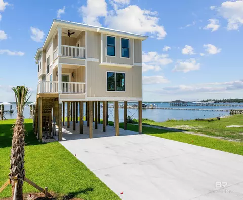 25995 W Perdido Ave, Orange Beach, AL 36561