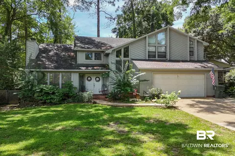 112 Broadmoor Dr, Daphne, AL 36526