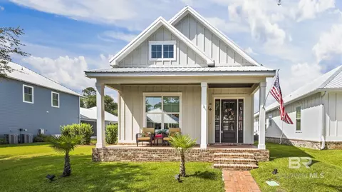 469 Orleans St, Gulf Shores, AL 36542