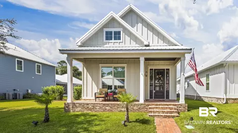 469 Orleans St, Gulf Shores, AL 36542