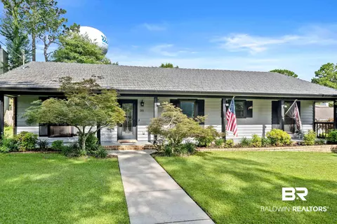 161 Brentwood Dr, Daphne, AL 36526
