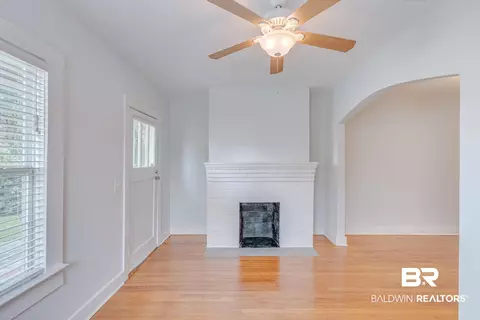 1852 Old Shell Rd, Mobile, AL 36607 photo 6