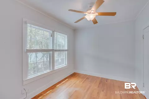 1852 Old Shell Rd, Mobile, AL 36607 photo 17