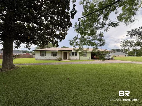 19483 Hughen St, Robertsdale, AL 36567