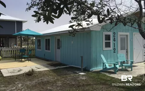2412 Choctaw Rd, Gulf Shores, AL 36542