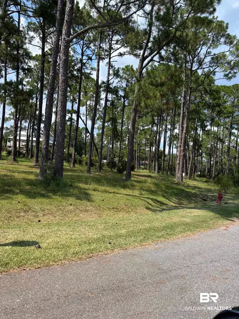 400 Sunset Dr, Gulf Shores, AL 36542