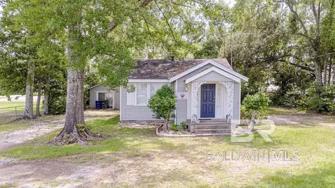 308 E Azalea Ave, Foley, AL 36535