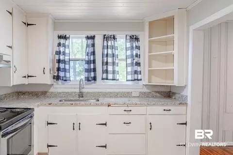 308 E Azalea Ave, Foley, AL 36535 photo 6