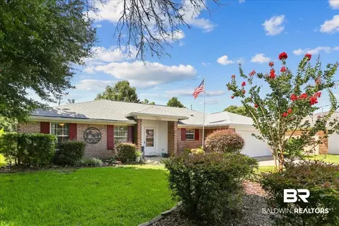 10703 Brook Bend Rd, Pensacola, FL 32506
