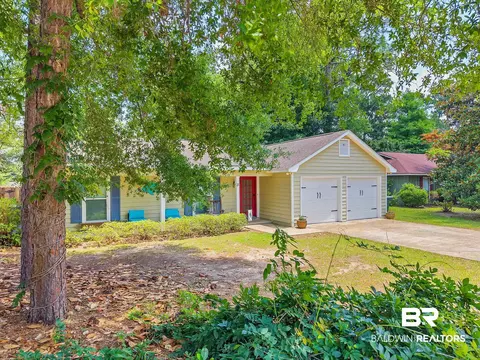 110 Cherryhill Dr, Daphne, AL 36526 photo 3