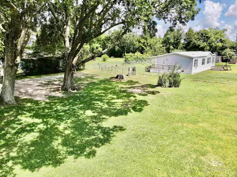 18167 Couch Plant Rd, Summerdale, AL 36580