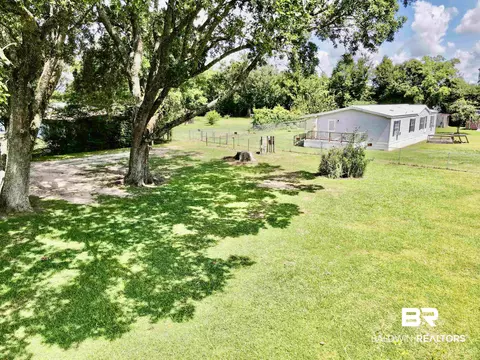 18167 Couch Plant Rd, Summerdale, AL 36580