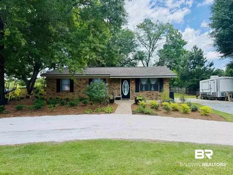 2274 Foshee Rd, Brewton, AL 36426