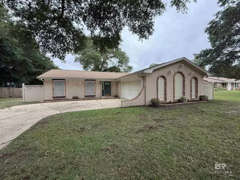 4679 E Spencer Field Rd, Milton, FL 32571