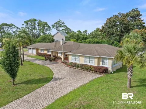 57 Star Lk, Pensacola, FL 32507