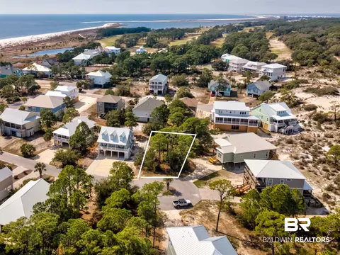 203 Magnolia Ct, Dauphin Island, AL 36528