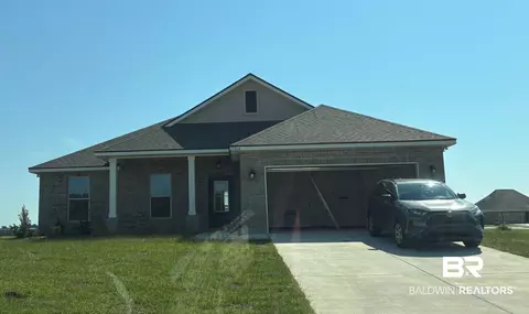 21064 Carlsberg Dr, Robertsdale, AL 36567