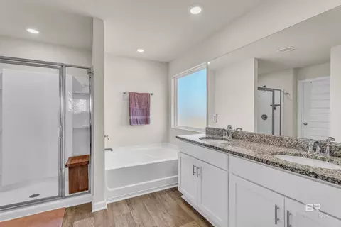 Bath - 11134 Elemis Dr, Daphne, AL 36526 photo 1 of 3