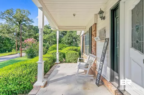 104 E Shore Dr, Brewton, AL 36426 photo 5