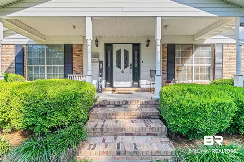 104 E Shore Dr, Brewton, AL 36426 photo 2