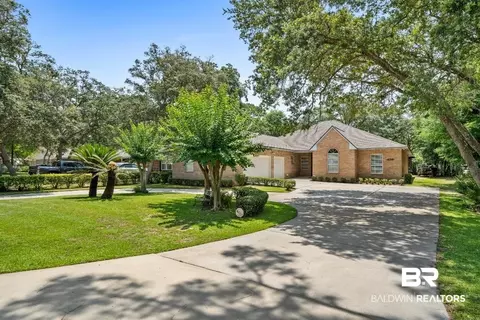 429 Hilltop Dr, Gulf Shores, AL 36542
