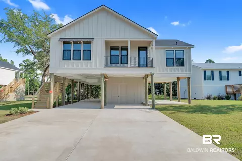 3 Claudette Cir # A, Orange Beach, AL 36561