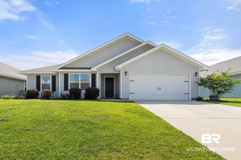 20567 Mercury Dr, Robertsdale, AL 36567