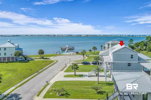 1747 Laguna Ct, Gulf Shores, AL 36542
