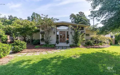 351 Kirkman Ln, Fairhope, AL 36532