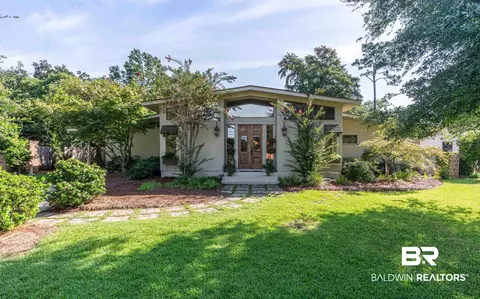 351 Kirkman Ln, Fairhope, AL 36532