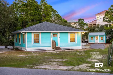 710 Gulf Way Dr, Gulf Shores, AL 36542