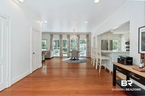 2009 Old Shell Rd, Mobile, AL 36607 photo 13