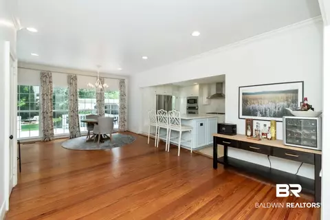2009 Old Shell Rd, Mobile, AL 36607 photo 12