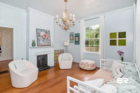 2009 Old Shell Rd, Mobile, AL 36607 photo 8