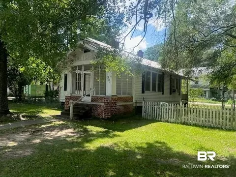 321 Grant St, Chickasaw, AL 36611 photo 2