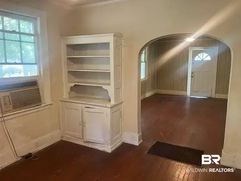 321 Grant St, Chickasaw, AL 36611 photo 11