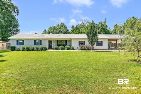 165 Cecil Ln, Brewton, AL 36426