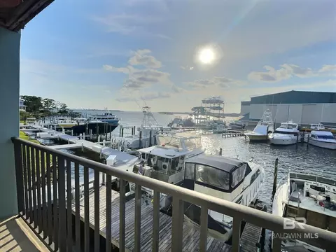 14100 River Rd #222B, Pensacola, FL 32507