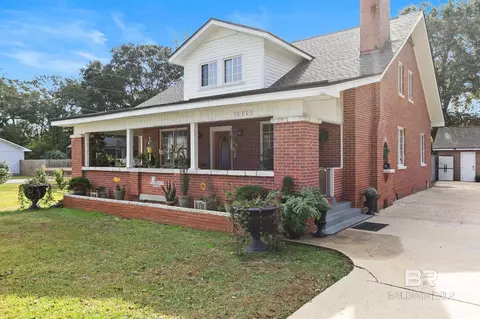 18882 Georgia St, Robertsdale, AL 36567