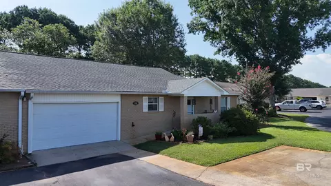 9389 Villas Dr #2, Foley, AL 36535
