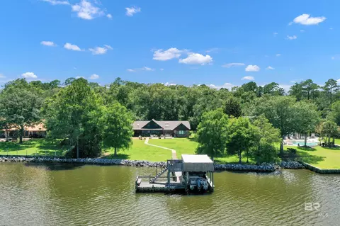 8606 Bay View Dr, Foley, AL 36535