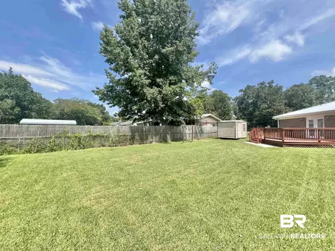 616 E Oak St, Atmore, AL 36502 photo 27