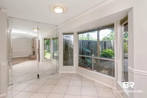 6928 N Cobblestone Way, Mobile, AL 36608 photo 4