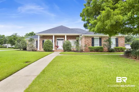 3691 Cypress Cir, Gulf Shores, AL 36542