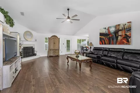 5861 Spyglass Dr, Mobile, AL 36618 photo 4