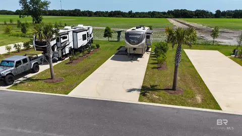 775 Vacation Cir, Foley, AL 36535