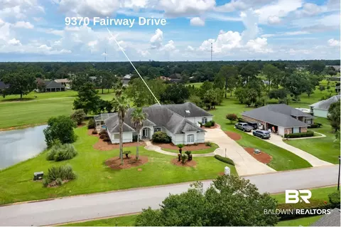 9370 Fairway Dr, Foley, AL 36535