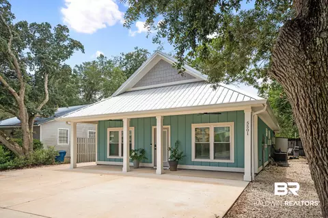 5501 Mobile Ave, Orange Beach, AL 36561