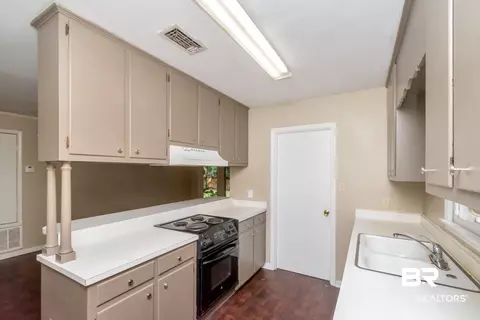 324 Judson Dr, Mobile, AL 36608 photo 7