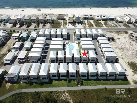 1592 W Beach Blvd #JJ, Gulf Shores, AL 36542